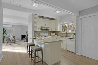 Master bedroom with private bathroom in a 5b/4b 4