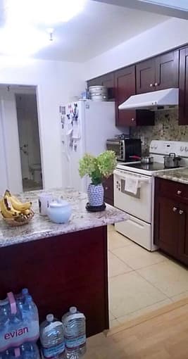 3B2.5B House near San Antonio Shopping Center 2