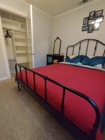 Furnished Room in Redwood City 2