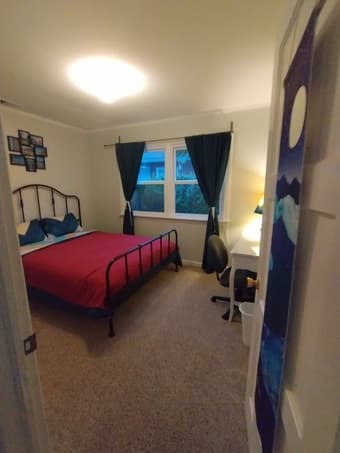 Furnished Room in Redwood City 4