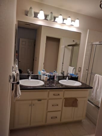 Furnished Master Bedroom + Private Bath In San Mateo - Available now! 2