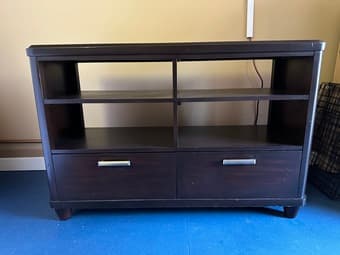 Cort Beaumont TV unit 1