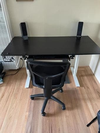 Standup desk, keyboard, chair, mat 3