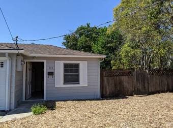Palo Alto Studio Cottage for Rent 1