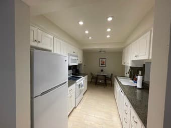 Large Master Bedroom with private bath and walk-in closet 4