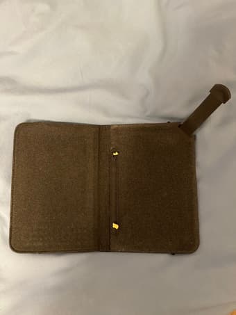 Kindle 3 Leather Light Cover 2