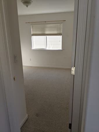 1 bedroom available for immediate move in Palo Alto, close to Ikea 2