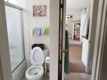 Spacious Master Bedroom and Private Bath in 4bd/2ba house in Palo Alto 2