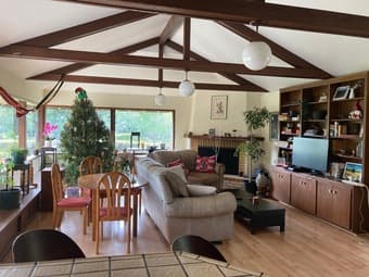 Room Opening in Shared House by Esther Clark Park 2