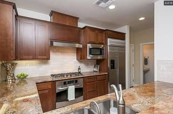 Unfurnished master bedroom in 3 story, 4br / 3.5ba house, Menlo Park 1