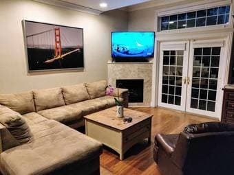 $1,750 / Beautiful Master Bedroom for Rent in Renovated Palo Alto Home 3