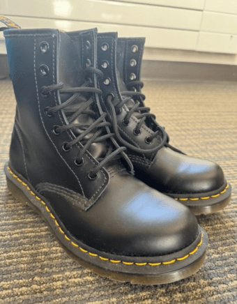 Dr. Martens Women's1460 3