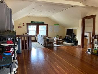 Roommate for House in Palo Alto 4