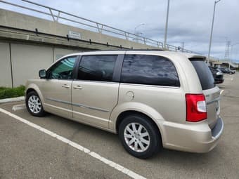 2014 Minivan Chrysler Town&Country 1