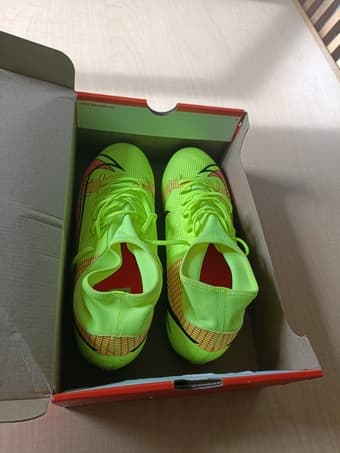 Soccer cleats - Only used 3 times! 1