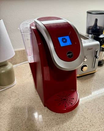 [FREE] Keurig coffee maker 1