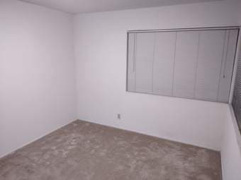 Large single room in apartment unit 1250/month 2