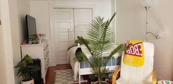 Room in historic townhouse in San Francisco near 24th/Mission 2