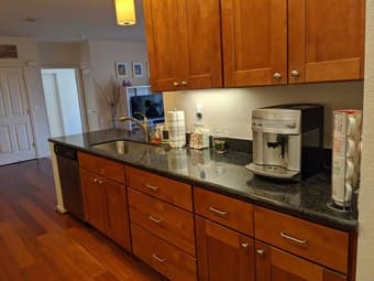 Spacious 2 BR/2Ba condo in San Jose near all fwys 1