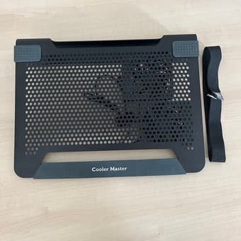 Cooler Master laptop cooling pad 1