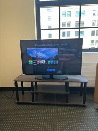 41 inch Samsung smart TV 2