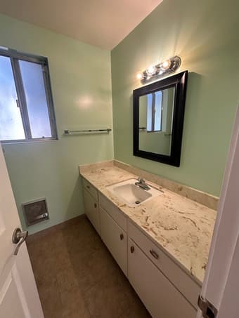 Live/work: large ADU + separate work studio (>1000sq ft) 2