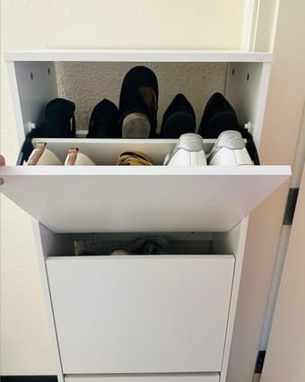 Decluttering Sale: vacuum cleaner, shoe storage, clothes and much more 3