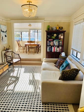 Large 1BR/1BA with outdoor space in Burlingame 2