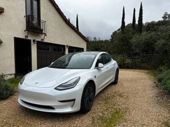 2019 Tesla Model 3 - $29,900 @stanford.edu 1