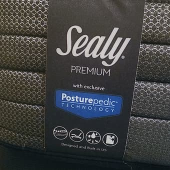 Firm queen size bed - like new 3