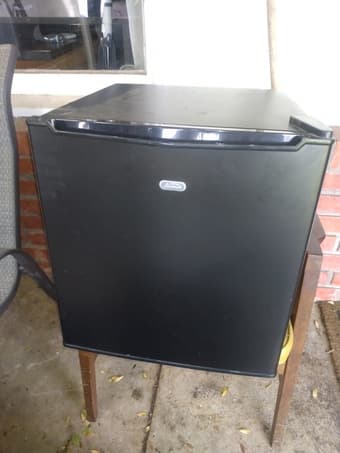 mini fridges 1