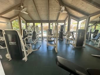 Room w/ Pool, Spa, Gym, Tennis, etc. Furnished @Cupertino 3