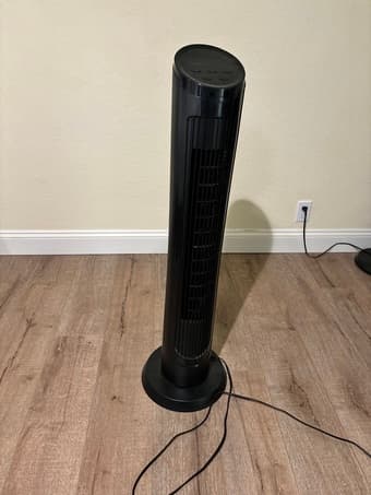 OmniBreeze 40" Tower Fan 1