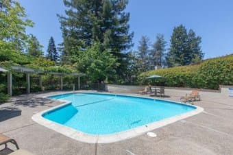 Room Available in Menlo Park - 10 minutes from campus 3