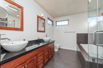 Menlo Park master bedroom - spacious with private entrance and ensuite 1