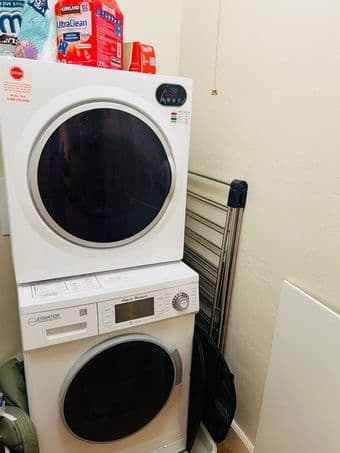 Affordable Renovated 1 bedroom 1 bath Apt in Palo Alto Starting July 4