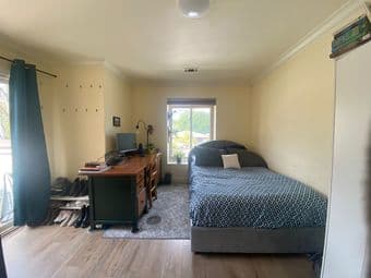 Menlo Park: One bedroom available in a spacious 3 Bed 2 Bath condo 2