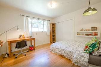 Corner Room in Los Altos Hills Ranch 4