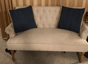 Love Seat/Small Couch ($100 OBO) 2