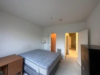 Large Furnished 1 Bed 1 Bath near Stanford 4