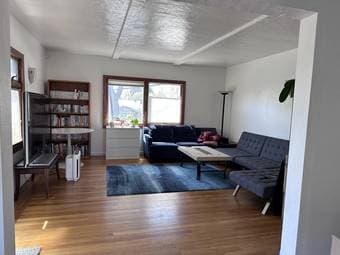 Master Bedroom with Private Entrance and Ensuite 4