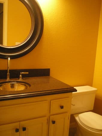 Very spacious room + bath for rent in a beautiful quiet Belmont area 2