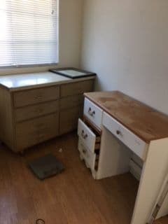 A furnished room is available from April. 24th 3