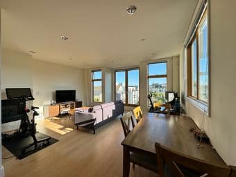 Stunning Master Bedroom in Potrero Hill! 4