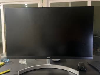 27inch Monitor 1