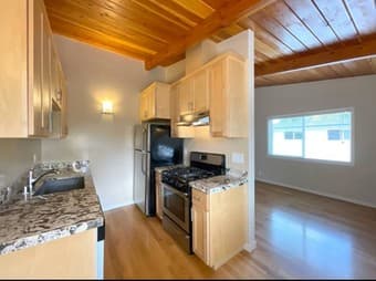 1 Bed 1 Bath in Palo Alto available 6/1/24 2