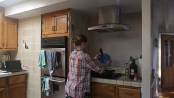 July 1: 6 person home in Palo Alto. Master Bedroom. No Summer option. 4