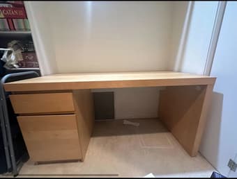 Large wooden desk in great condition! 1