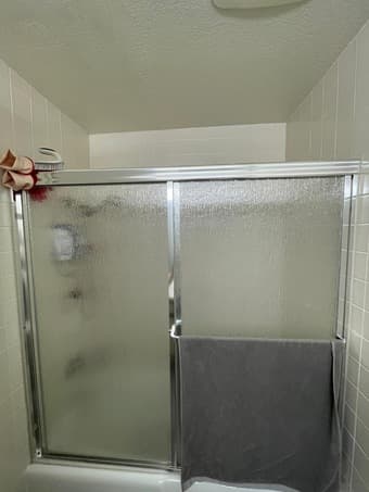 Bright and spacious Master Bedroom near Cal Ave- Washer dryer in unit 3