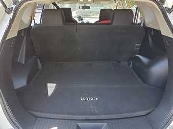 2013 Nissan Rogue with 2 years coverage, clean title 4